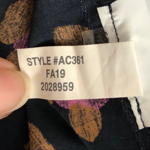 J. Crew Marlene blouse top animal print puff sleeve navy purple XXS like new - Picture 11 of 11